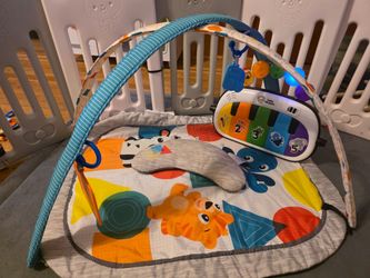 Baby Einstein Activity Gym Play Mat