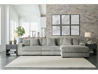 Lindyn Fog 3pc RAF Chaise Sectional (Online Special Price)
