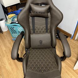 Dowinx Gaming Chair Big and Tall, Ergonomic Computer Chair with 4D Armrests and Footrest Massage Lumbar Support, High Back Comfortable Gamer Chair for