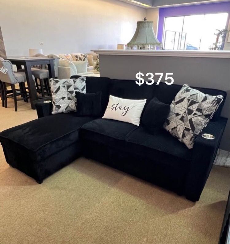 Black 2-pc Sectional Sofa With Pull-out Bed & Storage New