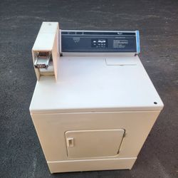 Whirlpool Coin operated Electric Dryer (FREE DELIVERY)🛻