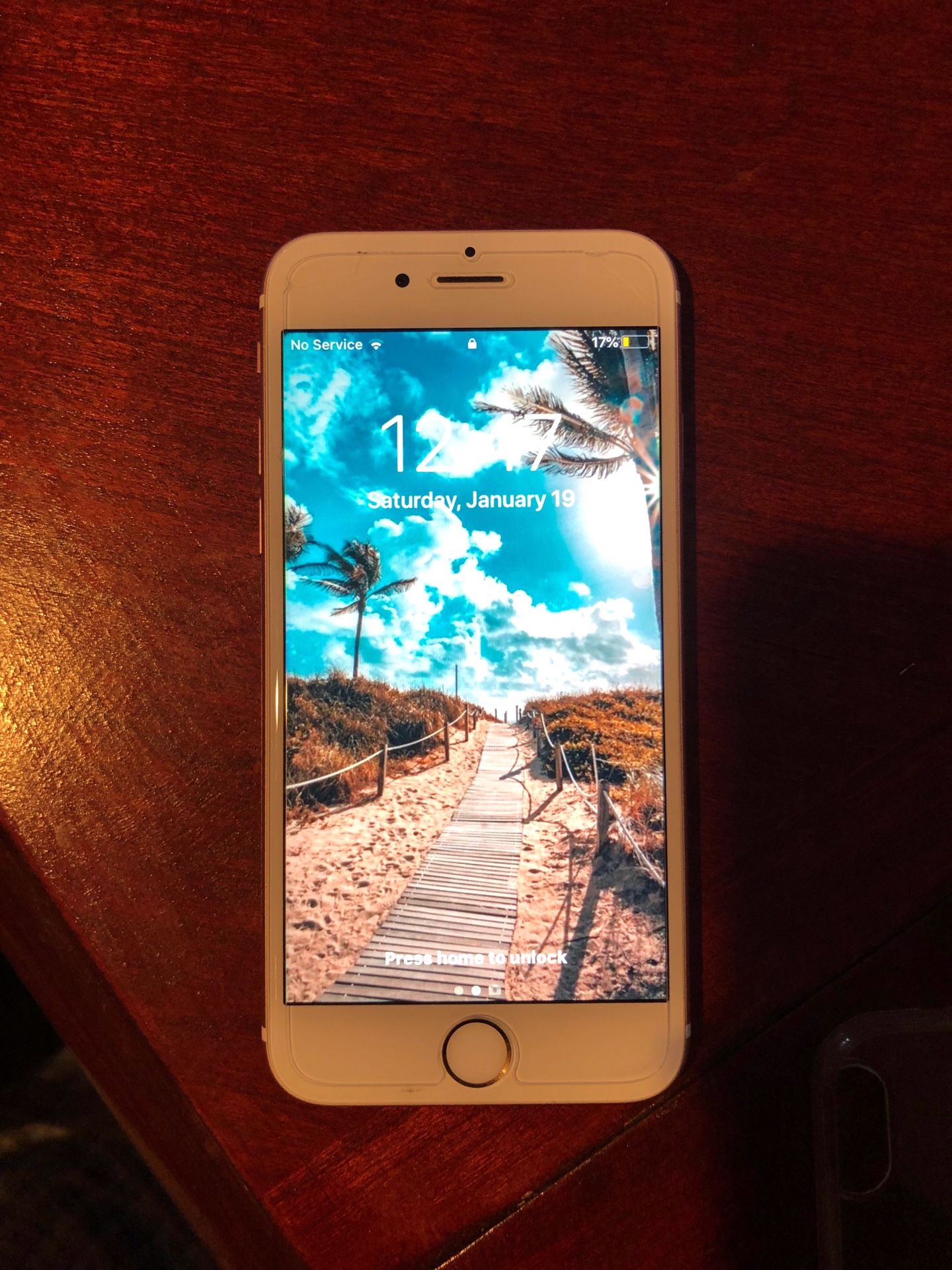 iPhone 6s rose gold / 4 phone covers !! Included