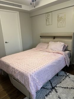 Queen Headboard & Mattress
