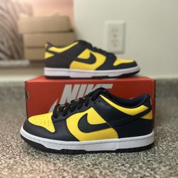 Nike Dunk Low Maize Size 5.5