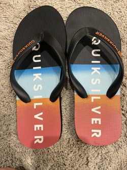 Boys Quicksilver Flip Flops $5
