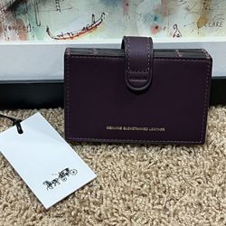 Valentines Gift NWT Coach plum multi card case colorblock genuine glovetanned leather