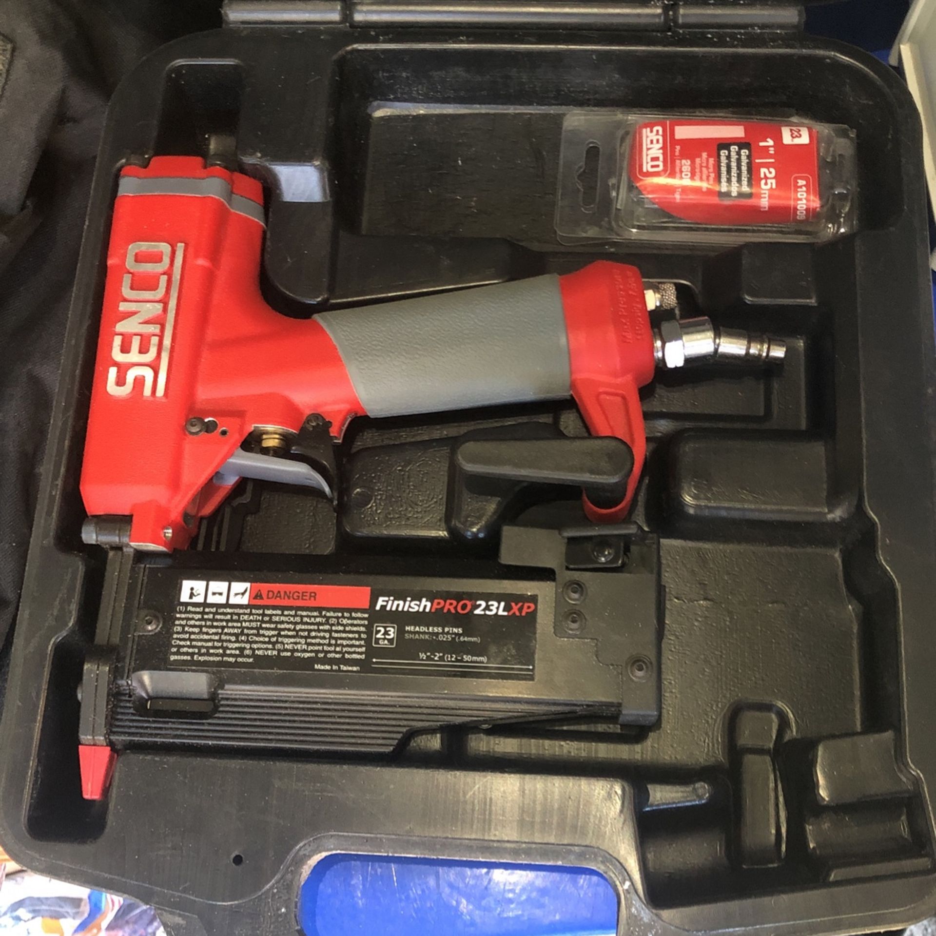 Senco 23 Gauge Nailgun