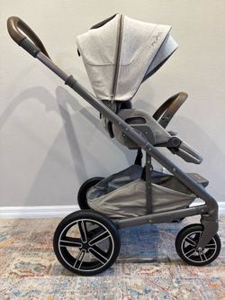 Like new! Nuna Mixx Next Stroller (retails $1,100)