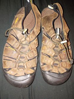 Keen hiking sandals