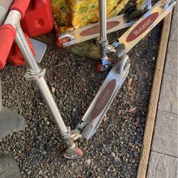 Scooters 