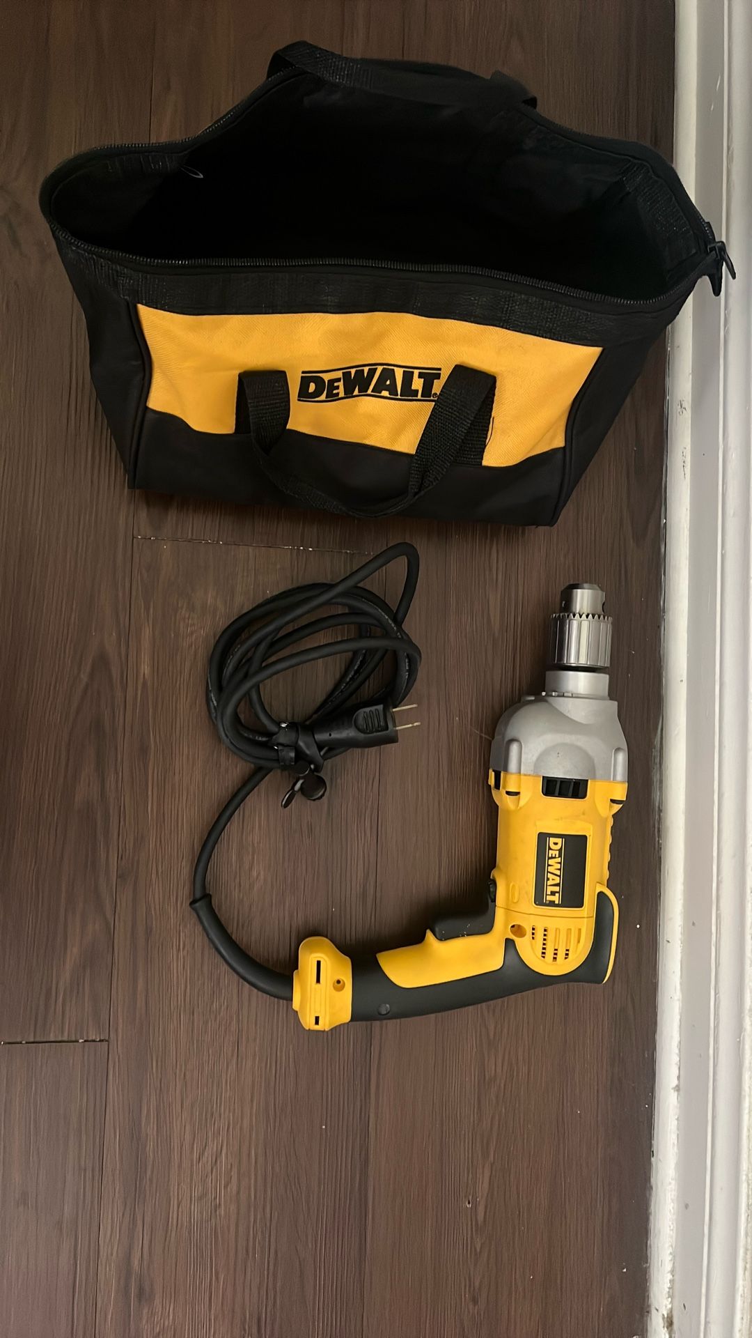 Dewalt Drill With Bag 