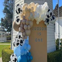 meet individual Illuminate Your Party with Festive Birthday Balloons