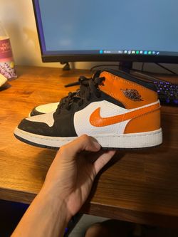 Jordan 1 mid shattered backboard