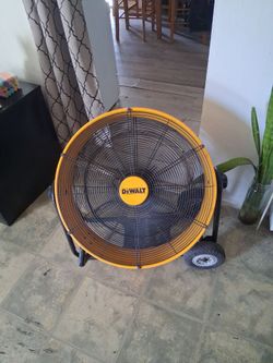 DeWalt Large Industrial Floor Fan with Wheels