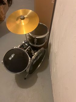 Music Alley Junior Drum Kit