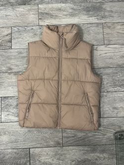 Old Navy Puffer Vest