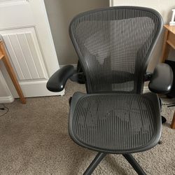 Herman Miller Aeron Size B Office Chair 
