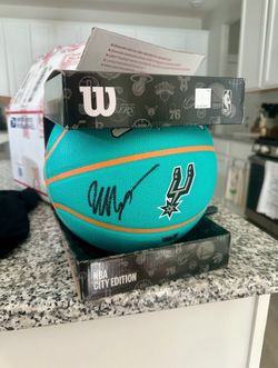 Victor Wembanyama Autographed Ball - Fanatics Certified
