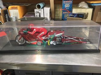 Die cast motorcycle 1/9 scale