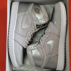 Jordan 1 Neutral Grey 