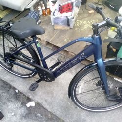 Trek FX+2 Bontrager Conection