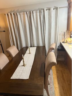 Dinner set + 6 free chairs