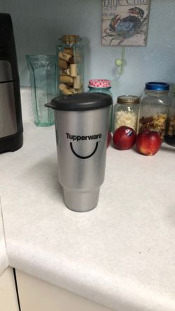 Tupperware "Tupperware" Logo Tumbler With Lid