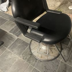 Barber chair
