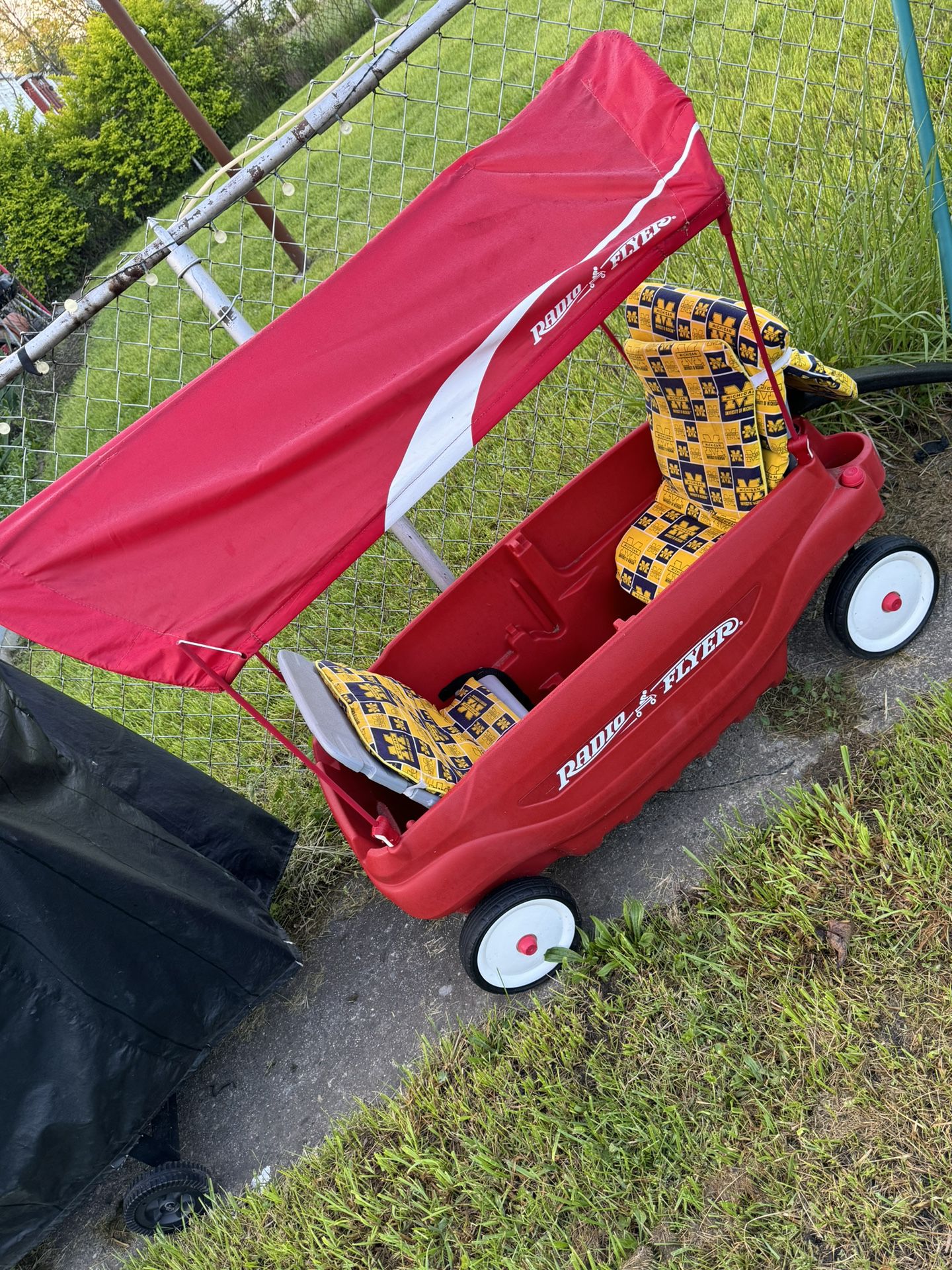 Radio Flyer Double Wagon With Canopy And Cushions