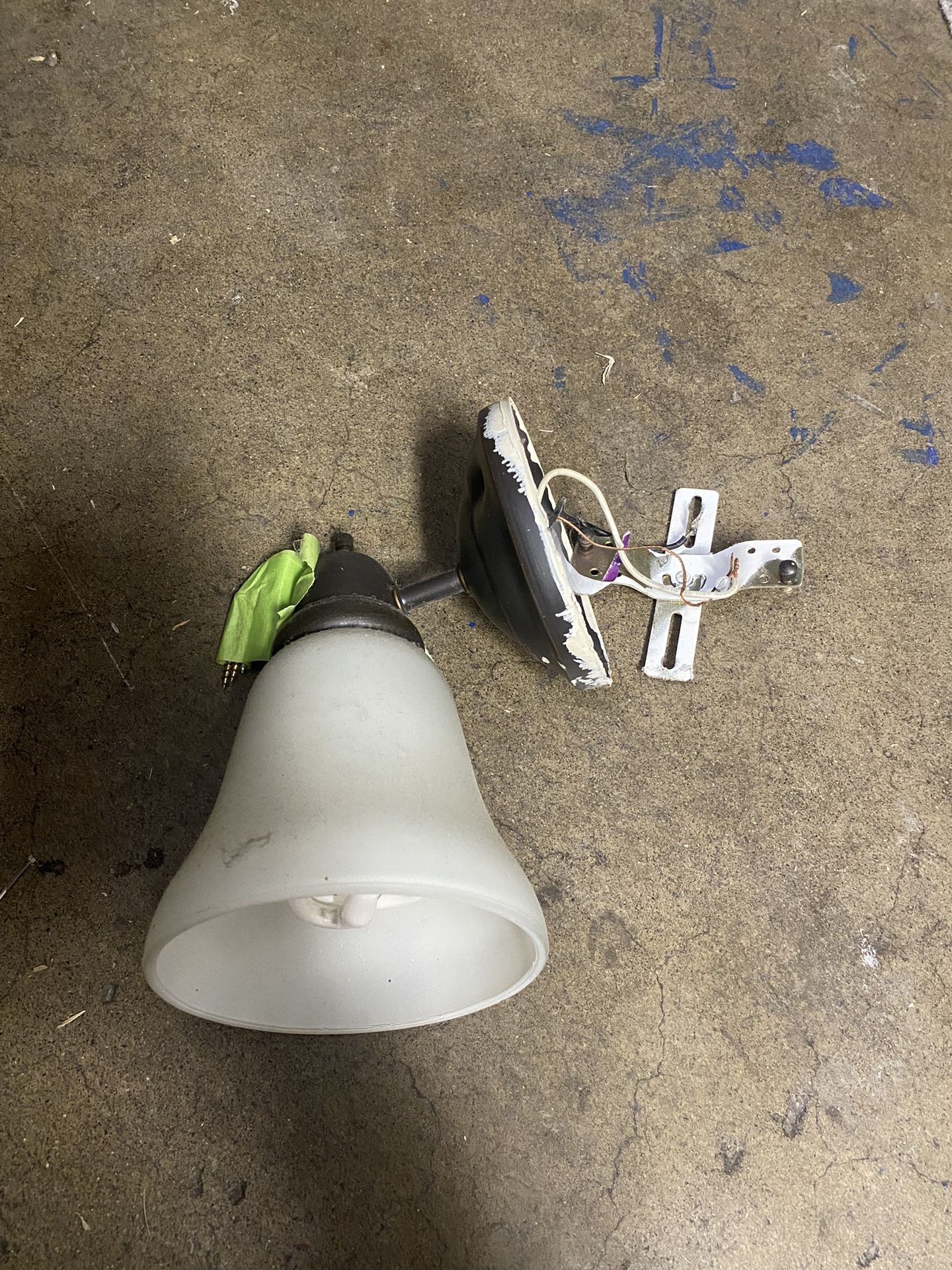 *** FREE *** Lighting Fixtures