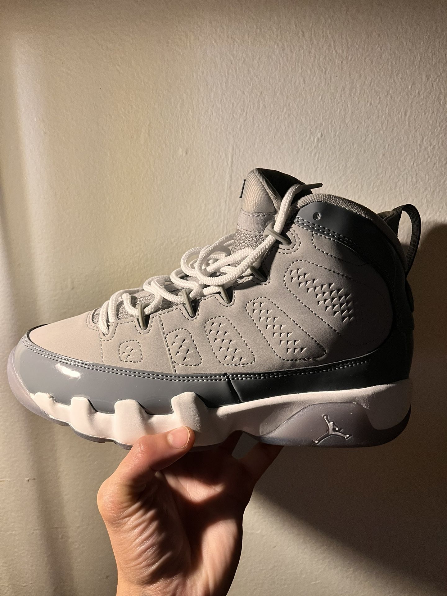 Cool Grey 9s