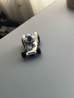 R2D2