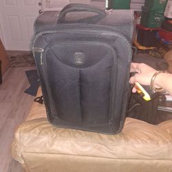 Travel pro suitcase medium size