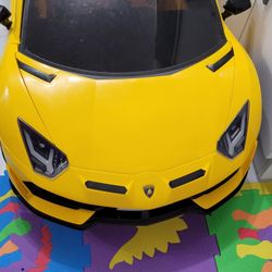 Ride On Lamborghini Car (No Offer Accepted)