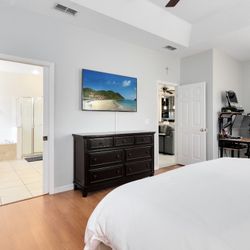 King Master Bedroom Set 