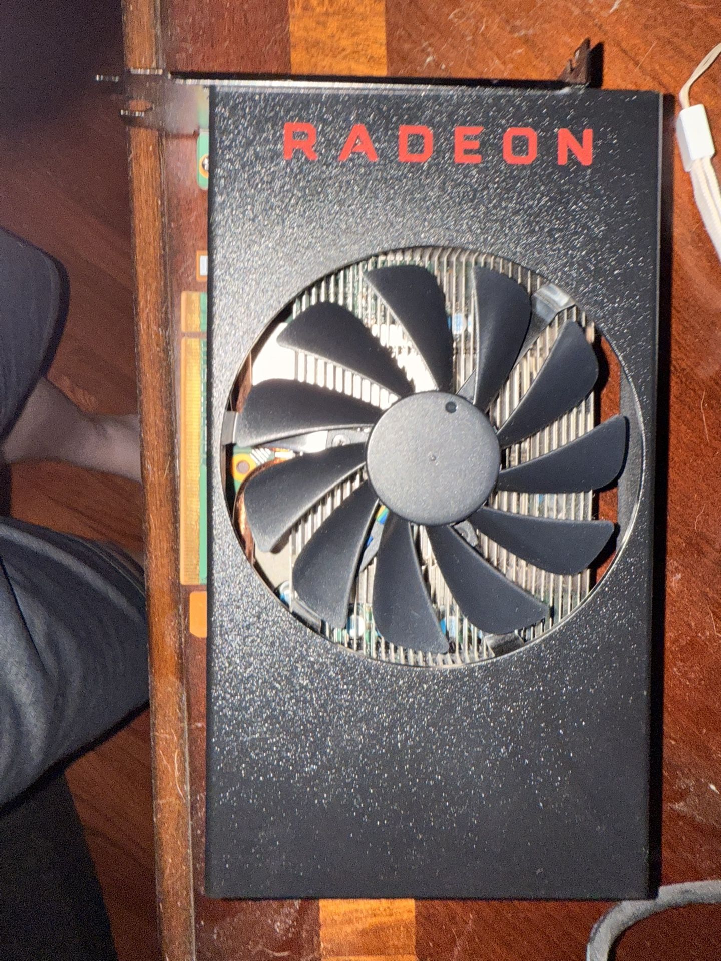 Dead GPU Graphics card AMD Radeon RX 5300 3GB