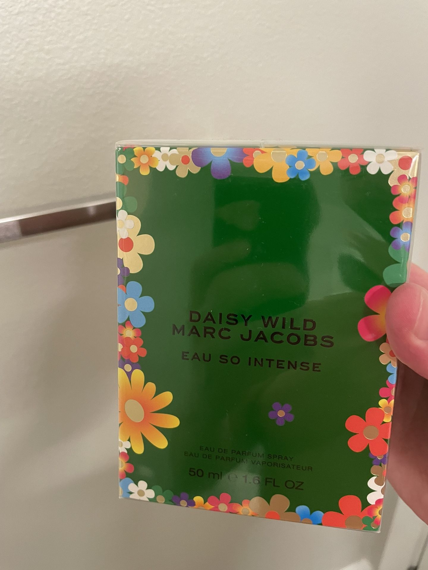 New Marc Jacobs Daisy Wild Intense