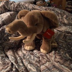  FAO SCHWARZ ELEPHANT