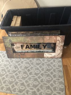 Family picture frame