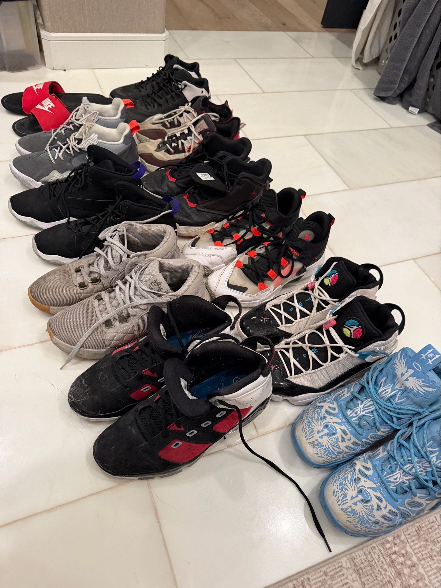 10 pairs of Jordan shoes used all size 13 men’s