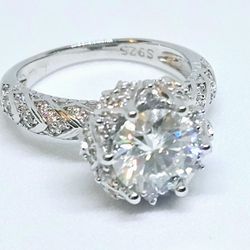 2 Carat Full Moissanite Luxury Engagement Ring in 925 Sterling Silver 