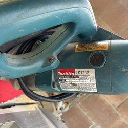 Miter Saw Makita 