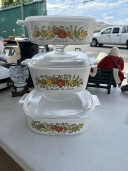 New Vintage Corningware Set