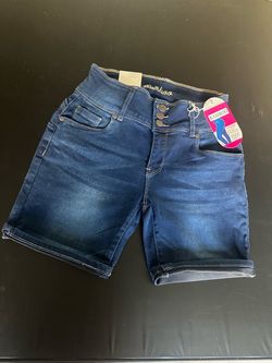 Bamboo Denim Shorts β Size 7/28 β NEW WITH TAGS β Dark Wash