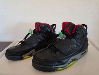 Air Jordan Son of Mars Sneakers