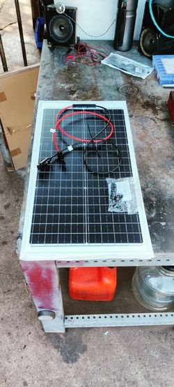 12 to 24 volt solar panel flexi 100 w brand new $30