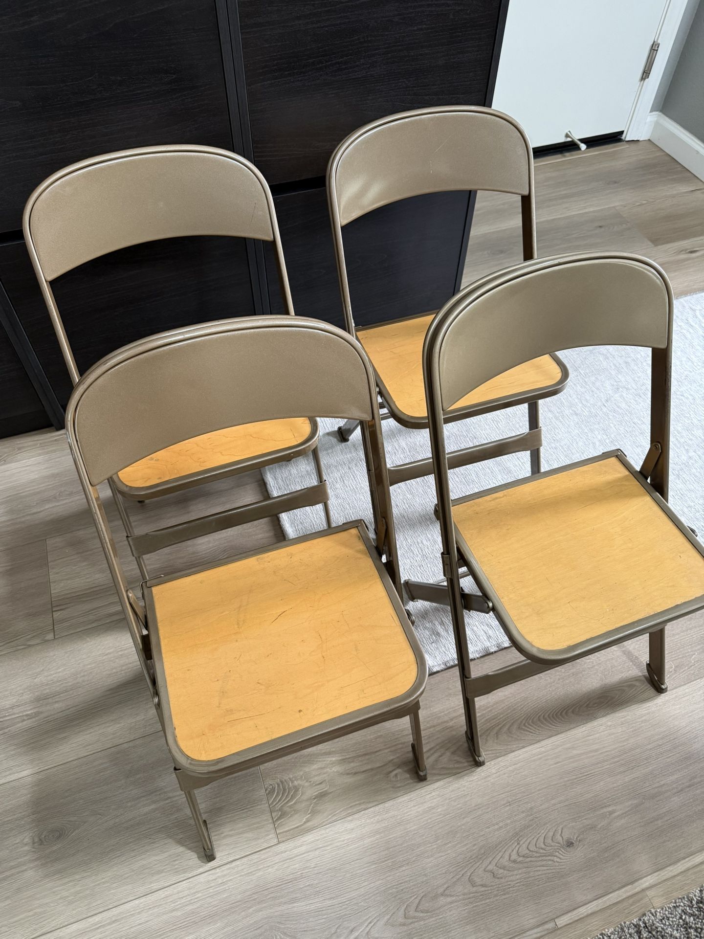 Vintage School House Foldable Chairs ( Set Of 4)
