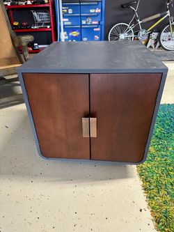 NEVER BEEN USED - Eckroad Furniture Style Cat Litter Box Enclosure