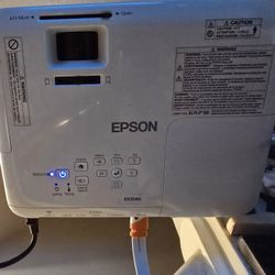 Epson Projector and Motorized Sreen.