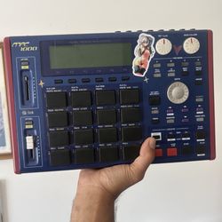 MPC1000 with hard case